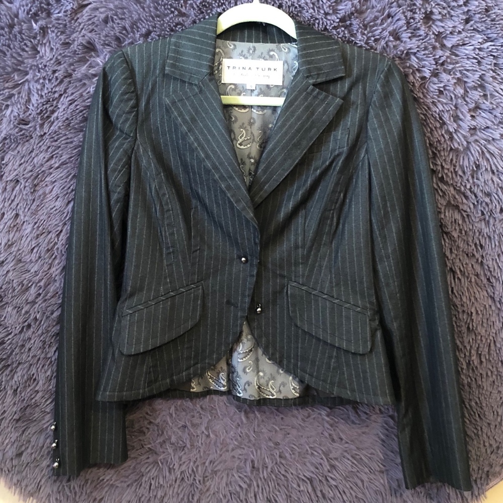 Trina Turk Cropped Fitted pinstripe Blazer